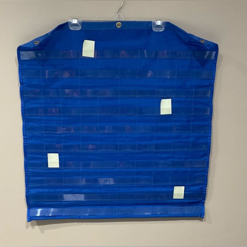 🌹Letters/Numbers/Words, etc. Chats Holder, 26.5”x26.5”